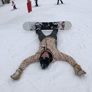 Meet your Posher, Adrian